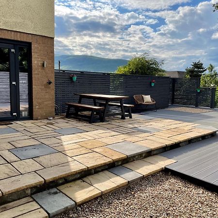 Stylish, Central Studio With Kitchen & Large Deck Fort William Zewnętrze zdjęcie